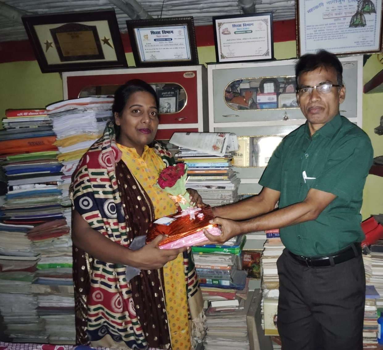 राजकीय शिक्षक सम्मान से सम्मानित हुई प्रधान शिक्षिका अर्चना