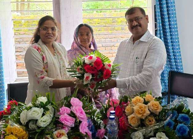 कार्यपालक पदाधिकारी के रूप में रविशंकर ने संभाला पदभार, विकास की उम्मीद