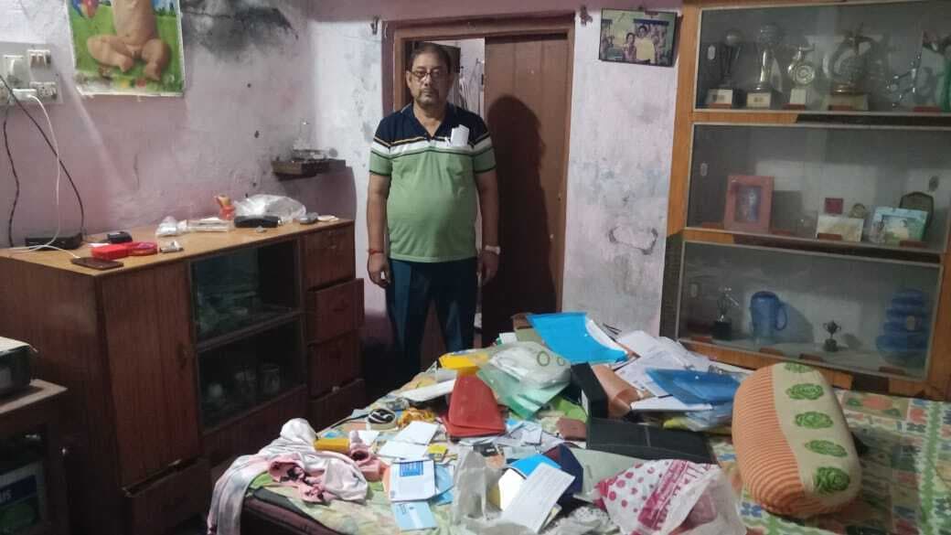 एलआइसी अभिकर्ता के घर सहित तीन स्थानों पर चोरों ने चोरी की वारदात को दिया अंजाम