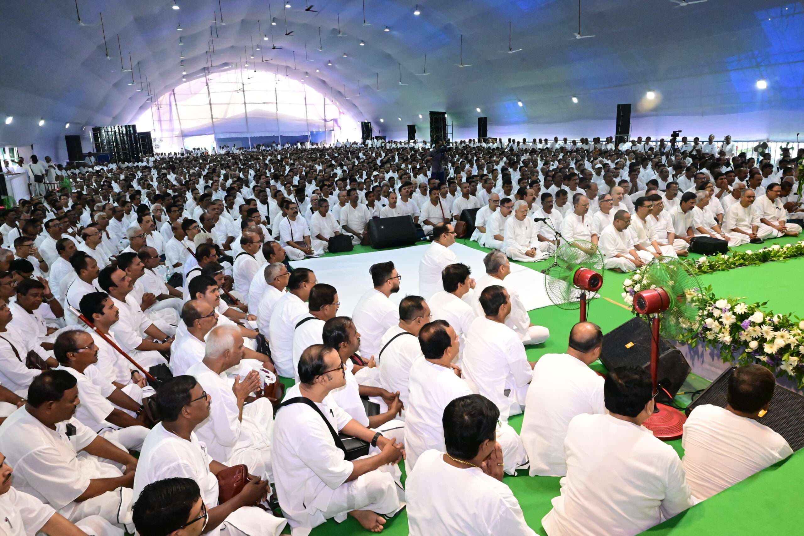 Deoghar News : देशभर से आये ऋत्विकों ने लिया सेवा का संकल्प