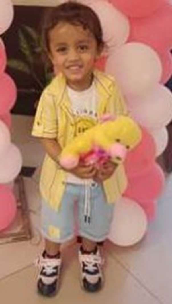 Jamshedpur News : सिदगोड़ा : पदमा रोड में खेलते-खेलते सोने गया ढाई वर्षीय रौनक, फिर नहीं उठा, पिता से बोला था- चिप्स लेते आना पापा