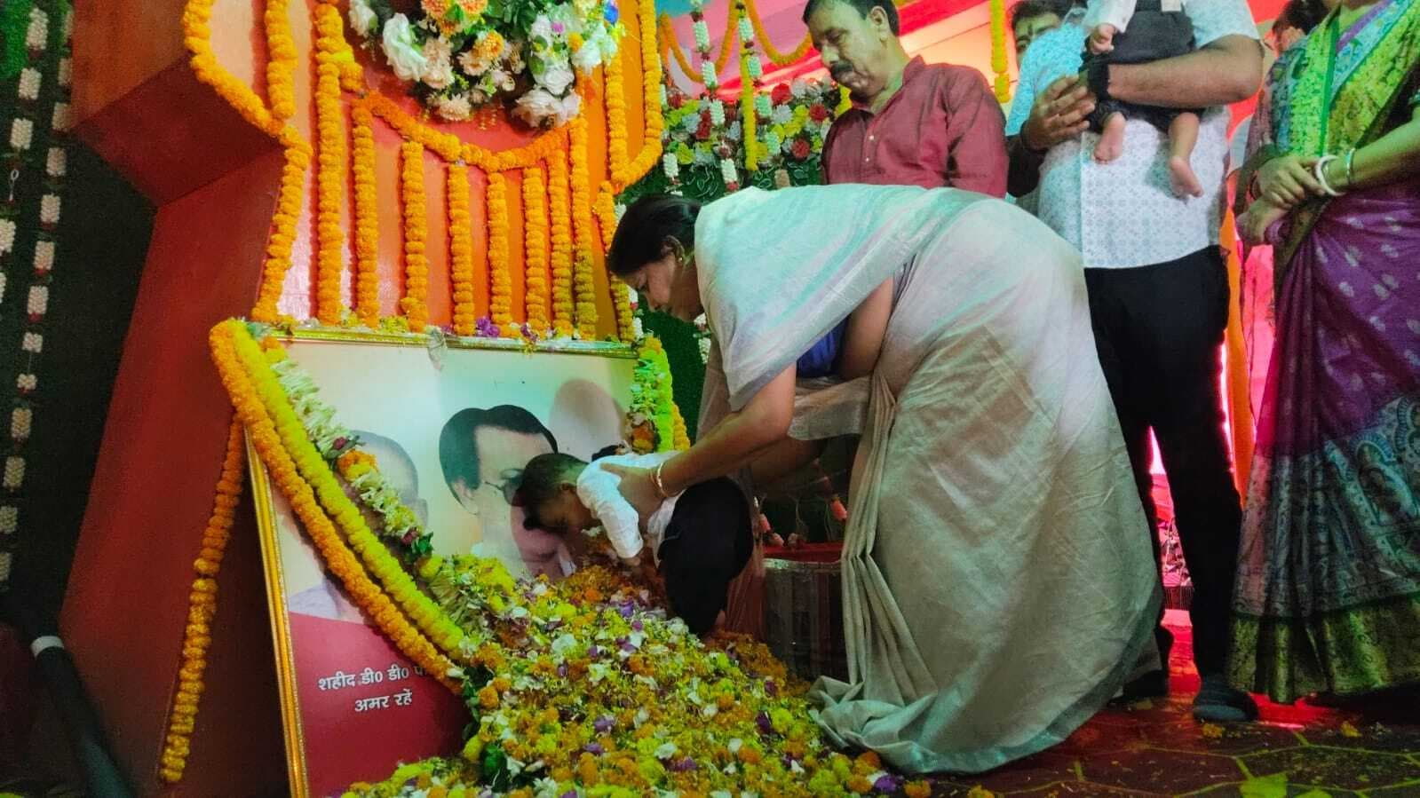 Dhanbad News: पति के हत्यारों को फांसी दिलवाने तक जारी रहेगा संघर्ष : अपर्णा