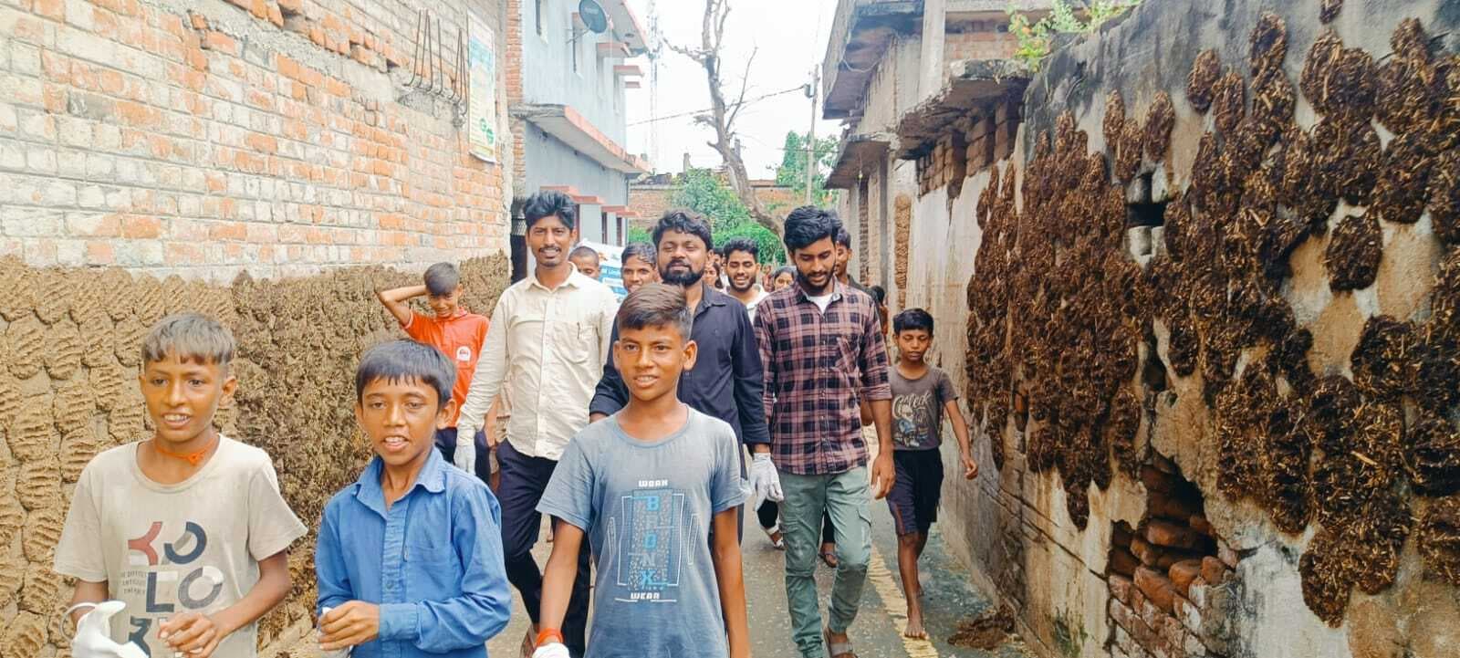 प्रभातफेरी के साथ सीयूएसबी में मना ''स्वच्छ भारत दिवस''