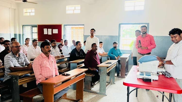 जिले में छह स्थानों पर मतदान कर्मियों के प्रशिक्षण का कार्य हुआ शुरू