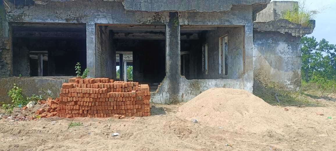 बंद पड़े विद्यालय भवन में इंटर कॉलेज चलाने की थी योजना