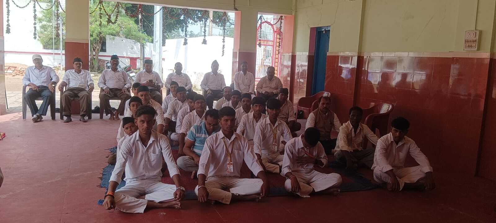 जासशिविम में संघ का पथ संचलन कार्यक्रम