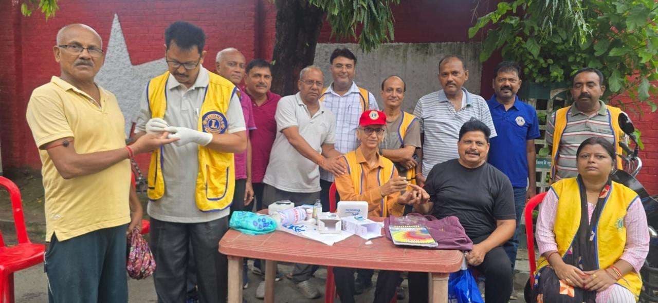 लायंस क्लब ने मधुमेह जांच व जागरूकता शिविर का आयोजन