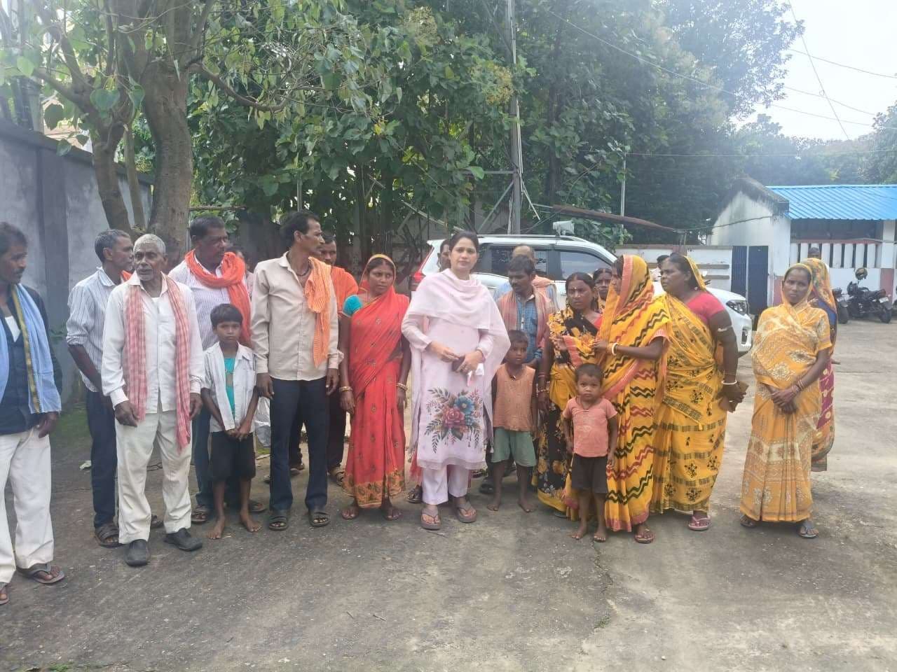 Deoghar news : सारवां : पीड़ित परिवार ने एसपी से लगायी न्याय की गुहार, कहा- बच्चे की हुई हत्या, अब मिल रही धमकी