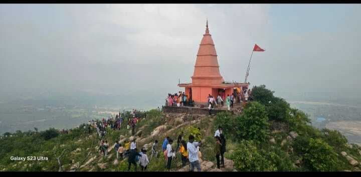 अखंड रामधुन से गूंजा पक्षीराज जटायु धाम
