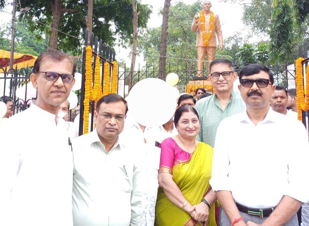 समाजवाद के गौरव थे त्रिपुरारी बाबू : श्रेयसी