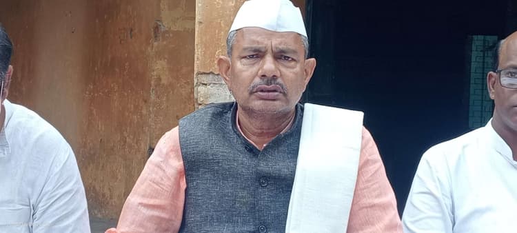 कांग्रेस ने एनडीए पर किसानों की उपेक्षा का लगाया आरोप