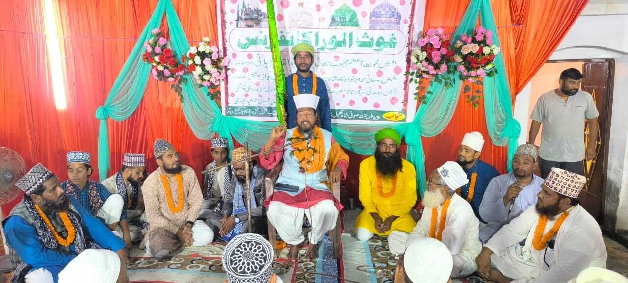 Deoghar news : 14वीं गौसुलवारा कॉन्फ्रेंस में उलेमाओं ने पेश की तकरीर