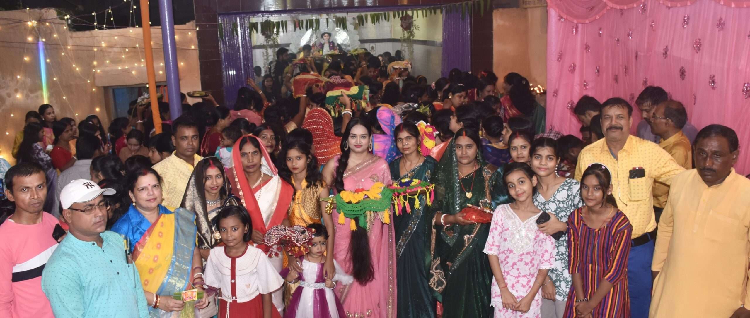 Bokaro News : मां लक्खी की पूजा-अर्चना कर श्रद्धालुओं ने की स्वास्थ्य व सुख-समृद्धि की कामना