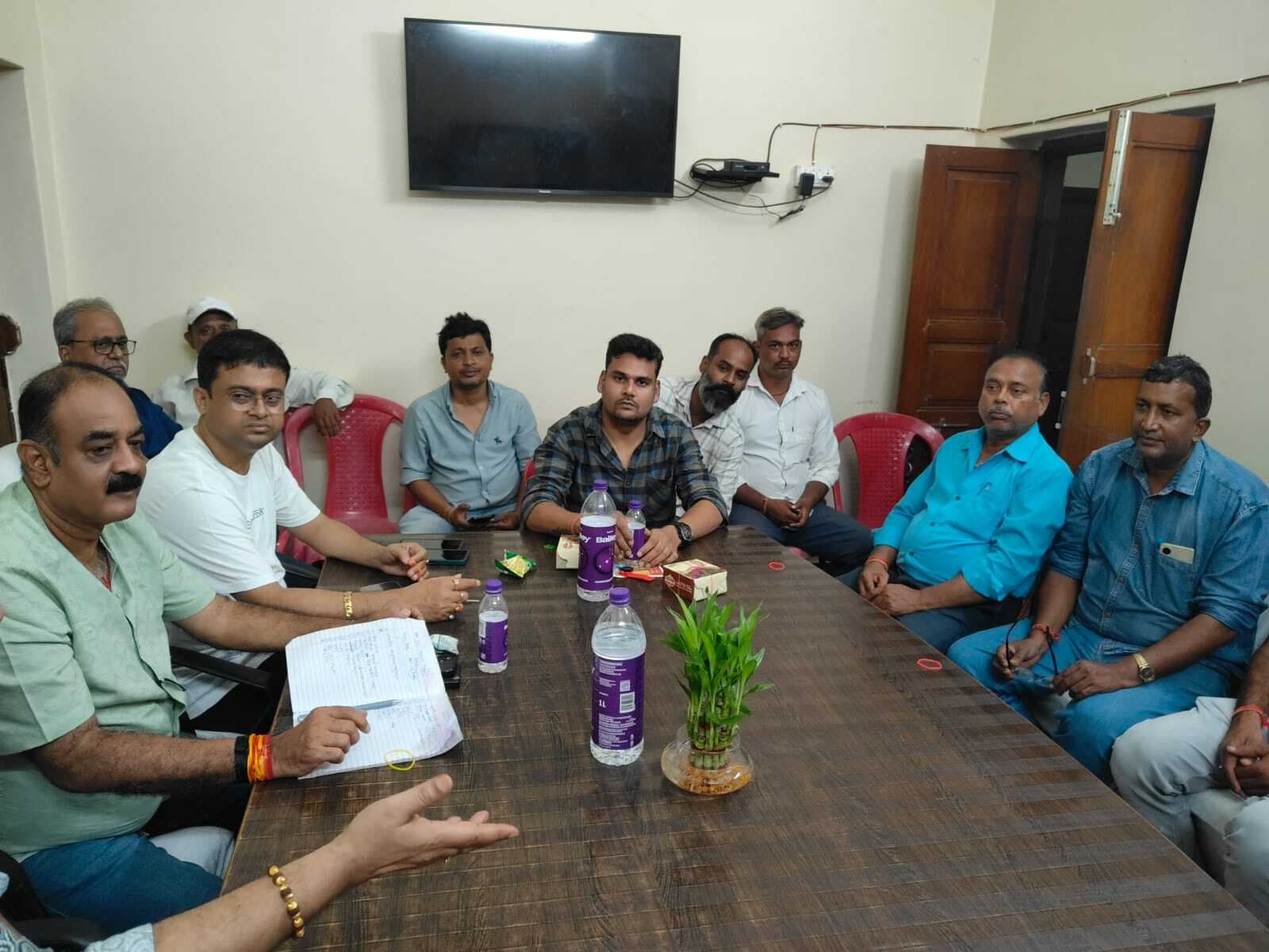 Chaibasa News : उदय शंकर बने कायस्थ महासभा के अध्यक्ष