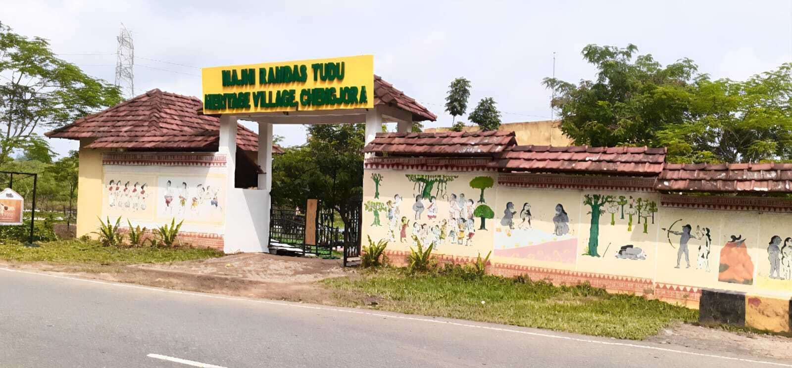 East Singhbhum News : स्थानीय समिति को सौंपा गया माझी रामदास टुडू हेरिटेज विलेज