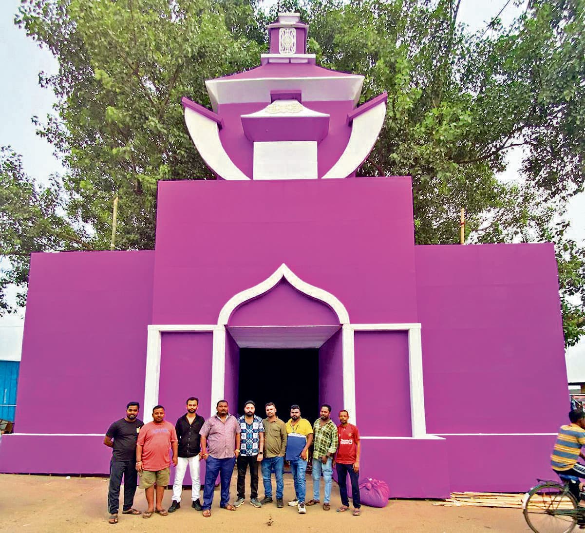 Rourkela News: स्मार्ट सिटी में 100 पंडालों में हो रही मां गजलक्ष्मी की पूजा, भक्तों में उत्साह