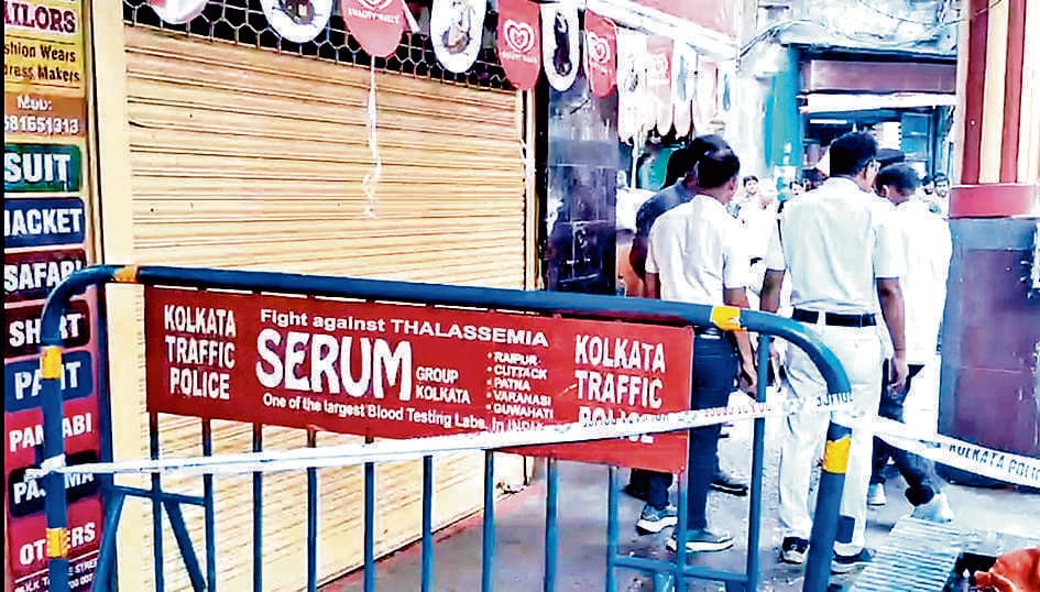 बड़ाबाजार : कमरे में लहूलुहान मिला मिठाई दुकान का कर्मी, सहकर्मी अरेस्ट