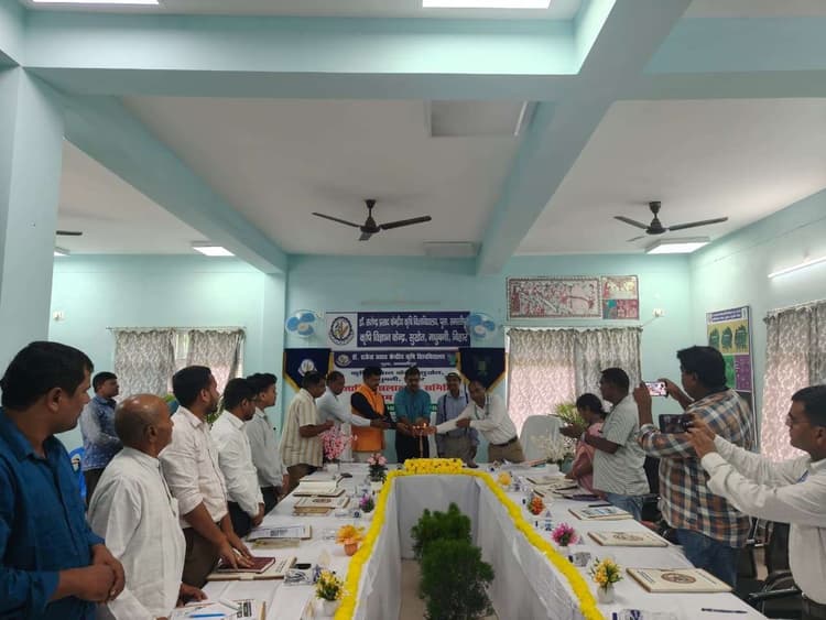 Madhubani : कृषि विज्ञान केंद्र सुखेत में पंचम वैज्ञानिक सलाहकार समिति की बैठक