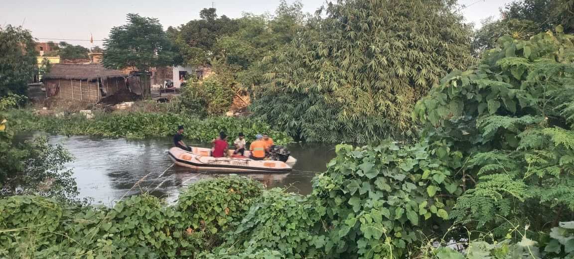 दाहा नदी में तीसरे दिन मिला डूबे किशोर का शव, परिजनों में मचा कोहराम