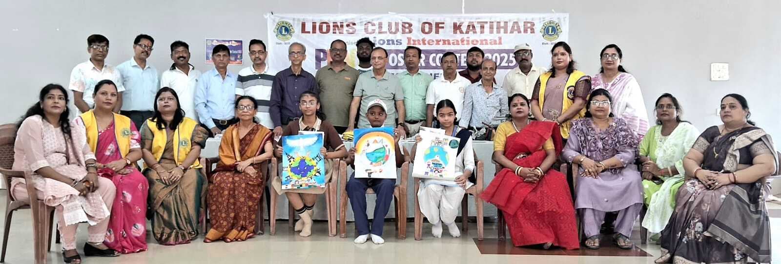 लायंस अंतर्राष्ट्रीय शांति पोस्टर प्रतियोगिता में विभिन्न स्कूलों के 135 बच्चों ने लिया भाग