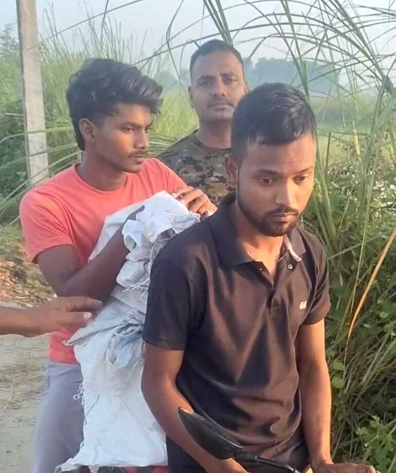 आरा–छपरा फोरलेन पर दो शराब तस्कर गिरफ्तार