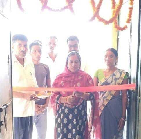 मुखिया ने सेवा केंद्र का किया उद्घाटन