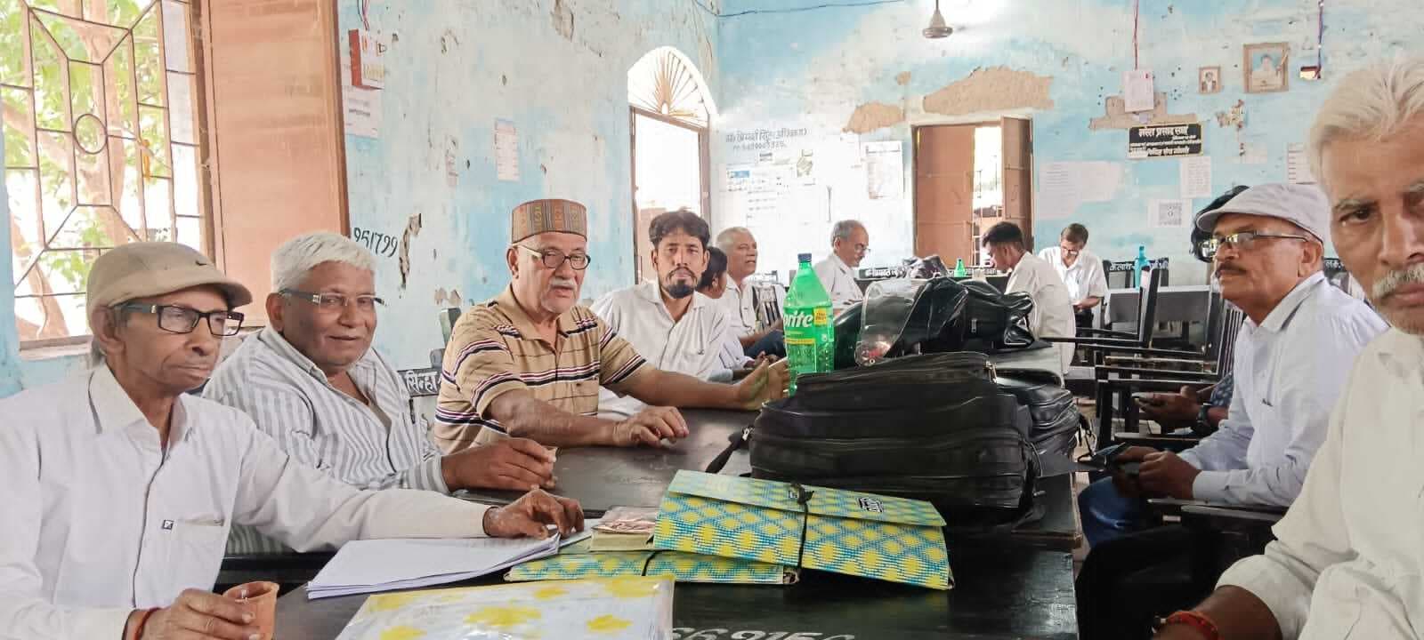 ऑल इंडिया लॉयर्स यूनियन की बैठक आयोजित