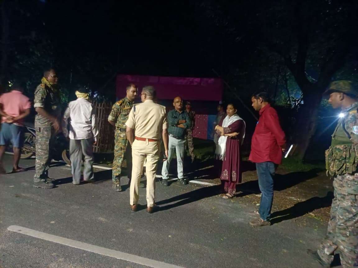 East Singhbhum News : बंगाल सीमा पर केशरपुर में चेकनाका तैयार, 24 घंटे वाहनों की होगी जांच