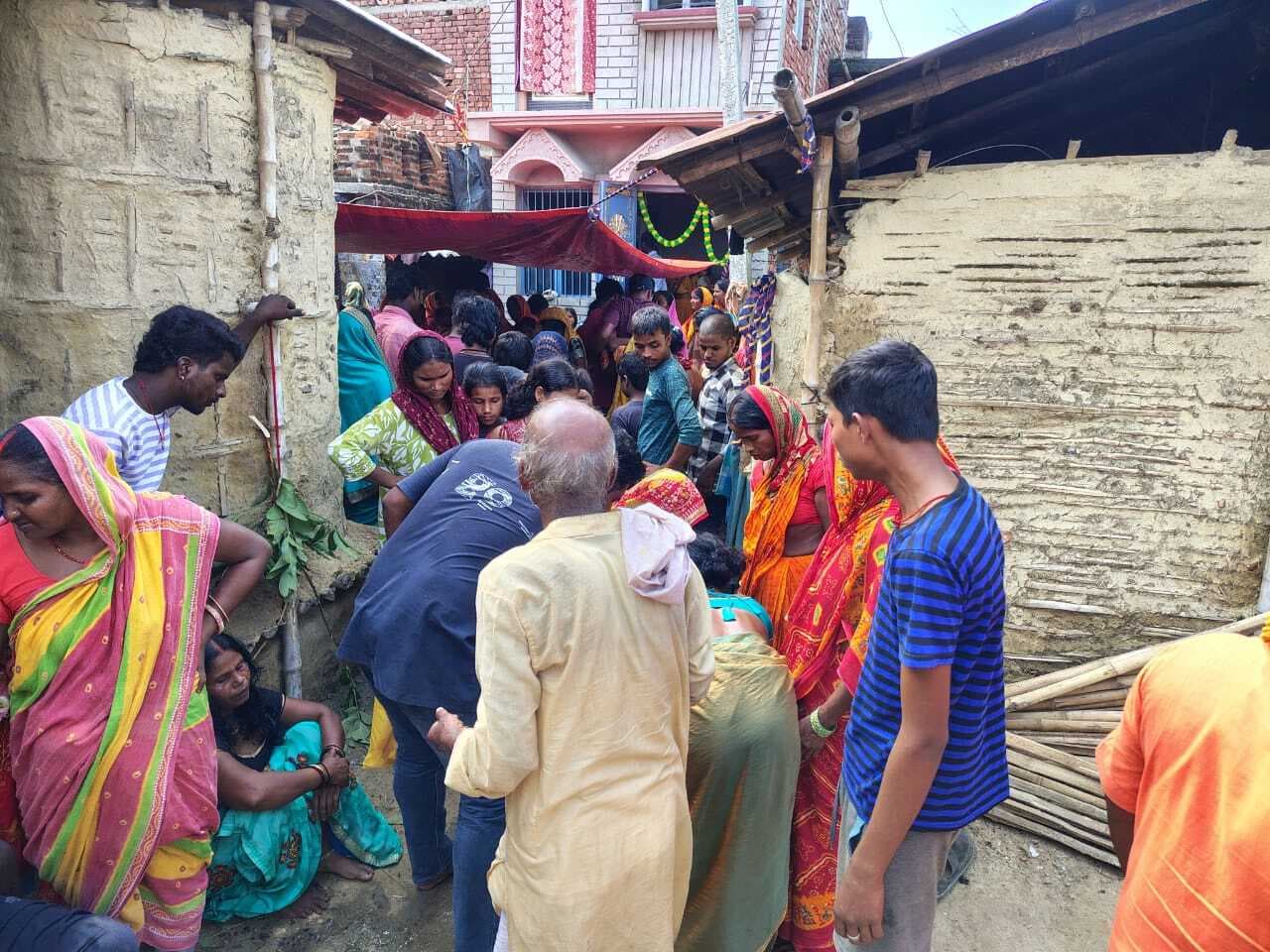 Motihari: दो किशोरियों की मौत से गांव में शोक की लहर