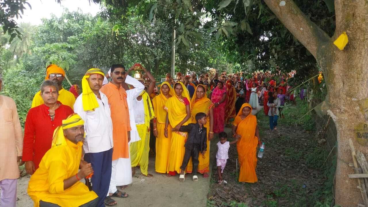 भागवत कथा को लेकर निकाली कलशयात्रा