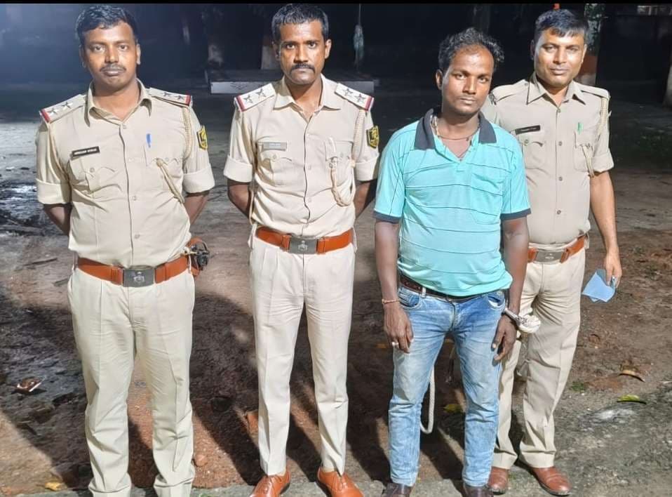 फरार शराब कारोबारी को गिरफ्तार कर भेजा जेल