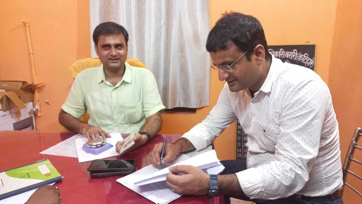 स्थानांतरण पर बीडीओ व बीपीआरओ को दी विदाई