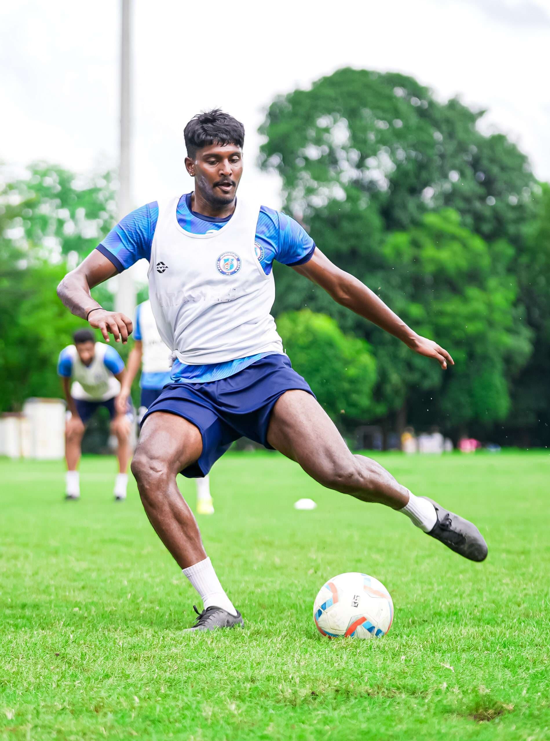 jfc extend contract of kartick chaudhary and prafull kumar :  जेएफसी ने प्रफुल्ल से तीन साल व कार्तिक से एक साल का अनुबंध किया