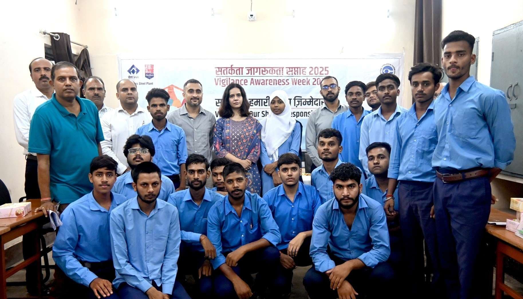 Bokaro News : जीवन में सत्यनिष्ठा व पारदर्शिता को अपनाएं विद्यार्थी