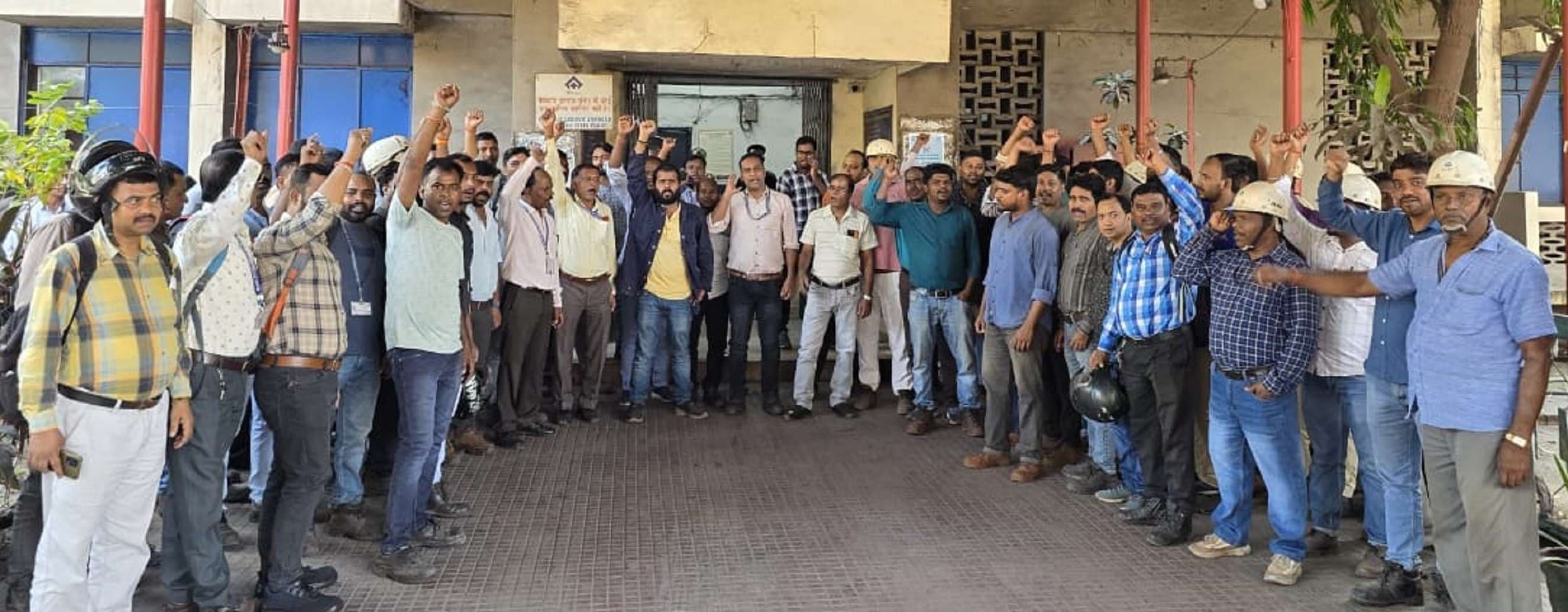 Bokaro News : 106 माह से वेतन समझौता अधूरा, कर्मियों को मिल रहा कम बोनस