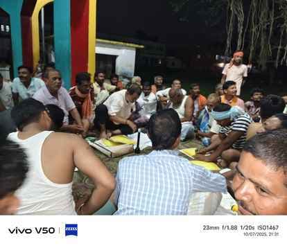 काली पूजा को लेकर सजावट और सांस्कृतिक कार्यक्रमों की रूपरेखा तय