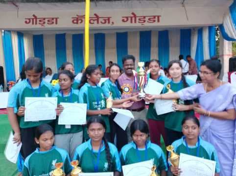 पुरुष वर्ग में गोड्डा कॉलेज और महिला वर्ग में महिला कॉलेज गोड्डा बनी विजेता