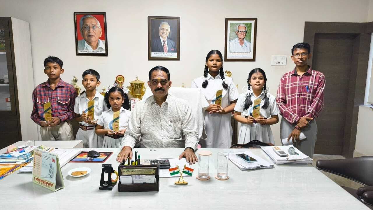 Chaibasa News : भारतीय वायु सेना विश्व की चौथी सबसे बड़ी सेना : प्राचार्य