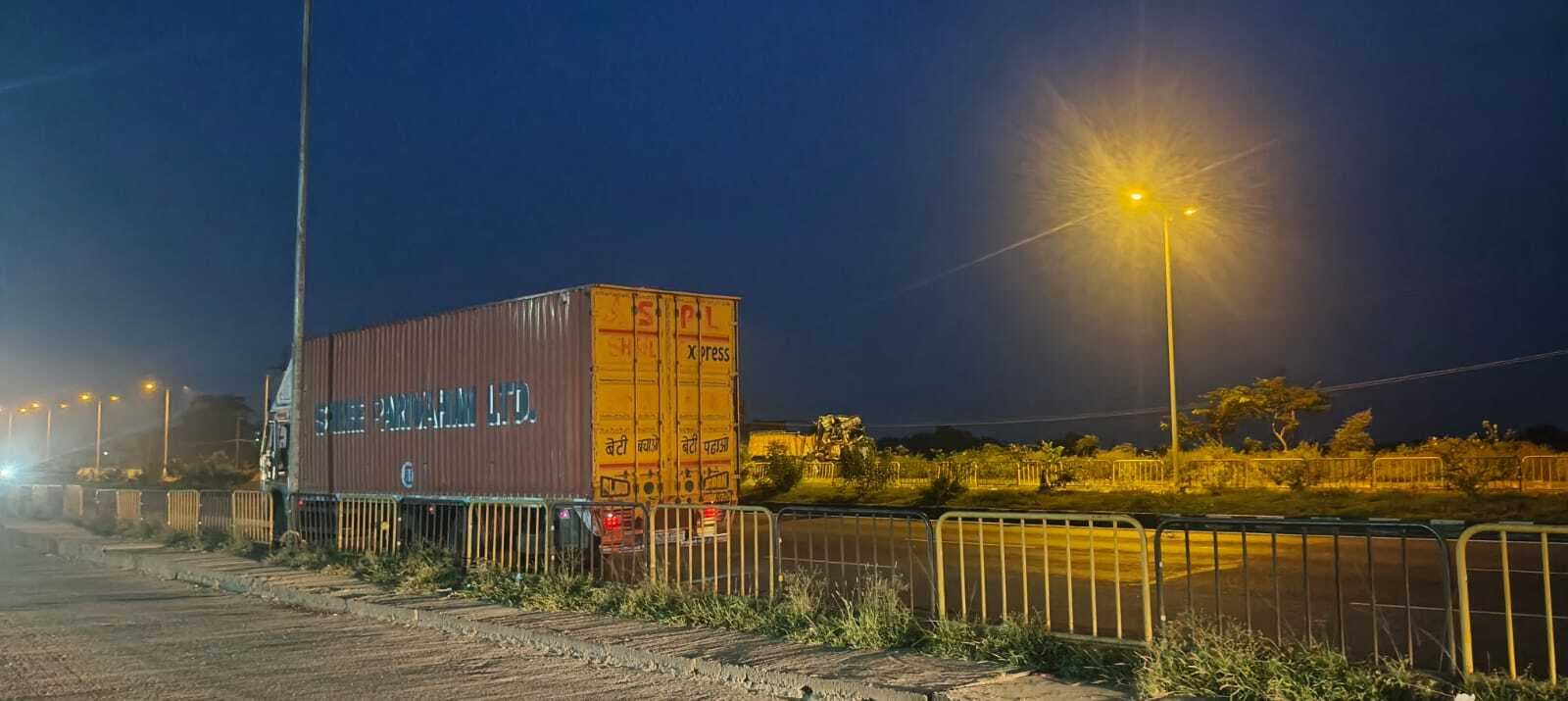 Giridih News :जीटी रोड पर नहीं होने दें वाहनों की पार्किंग : एसडीओ