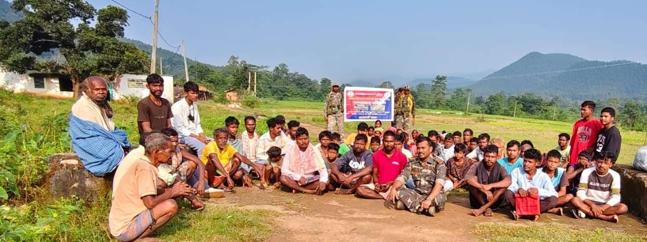 Seraikela Kharsawan News : अफीम की जगह वैकल्पिक खेती करें
