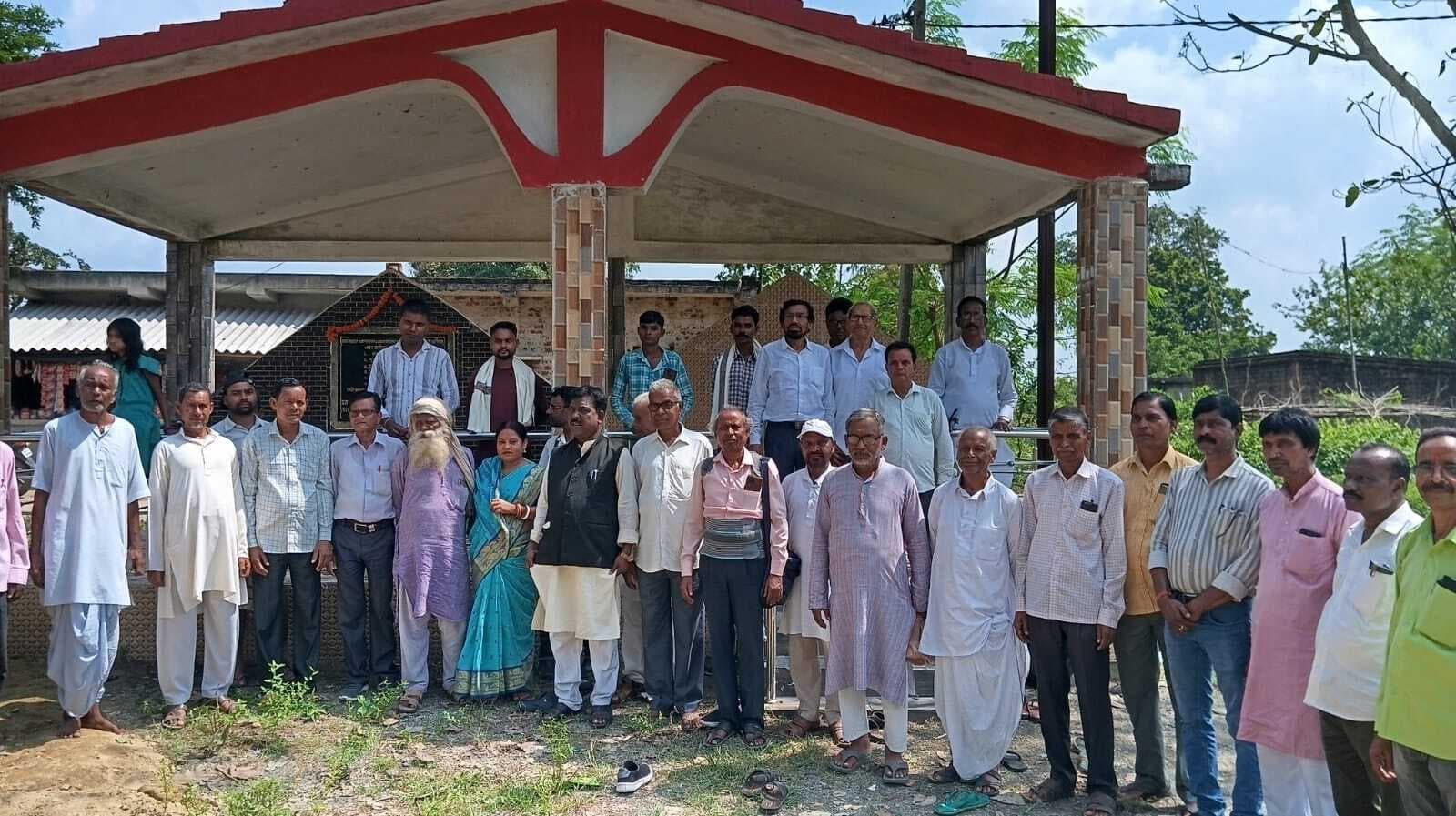 East Singhbhum News : 1942 के भारत छोड़ो आंदोलन के वीरों को श्रद्धांजलि दी