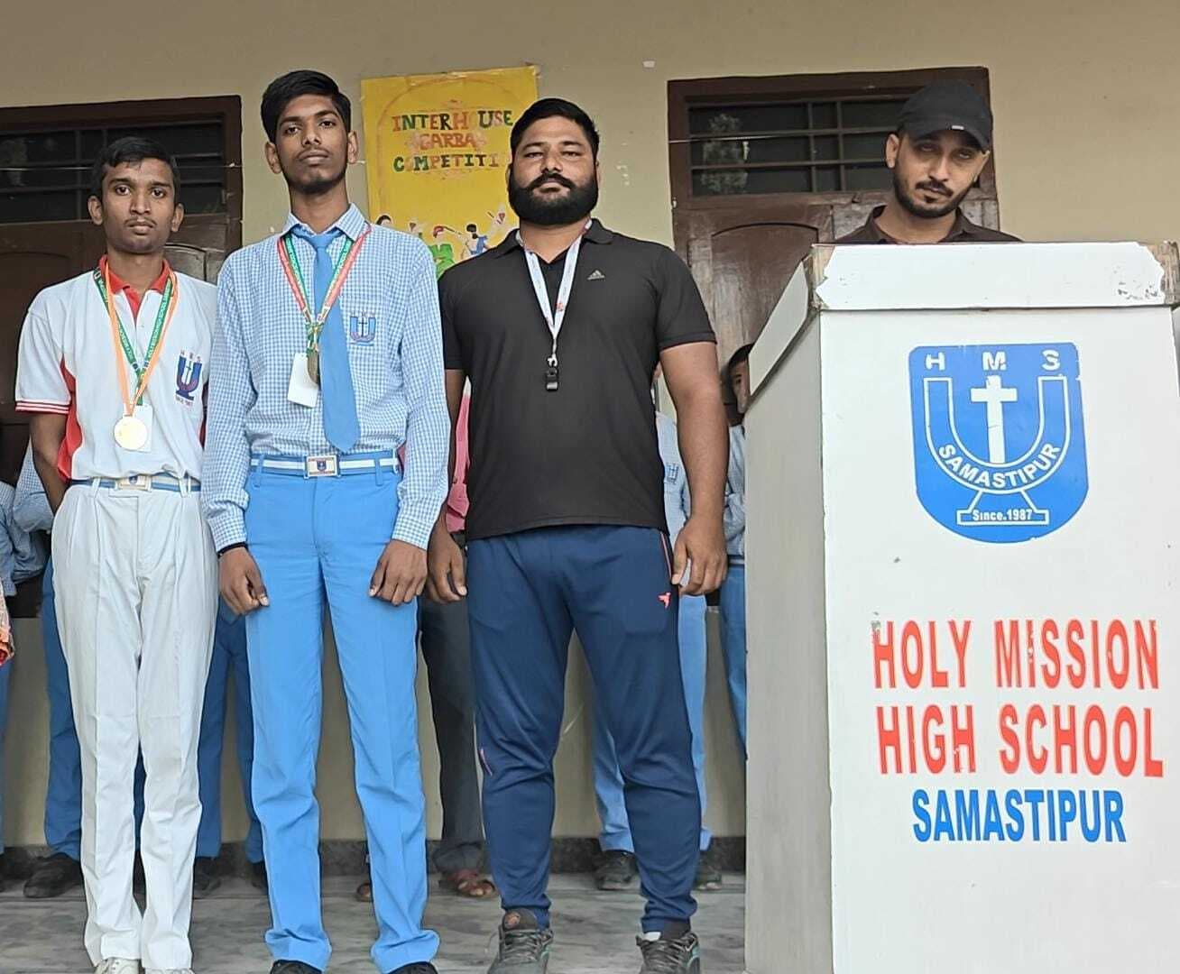 Samastipur : होली मिशन हाई स्कूल के बच्चों ने किया शानदार प्रदर्शन