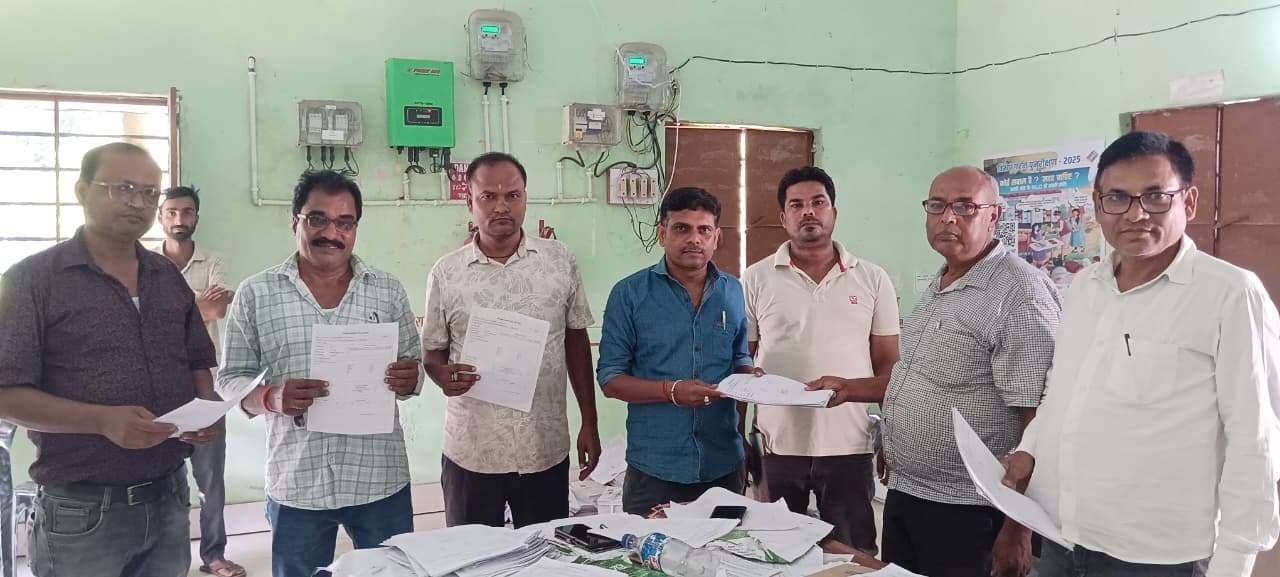 बनमनखी व रूपौली विस के 164 बीएलओ  को मिली फाइनल वोटर लिस्ट