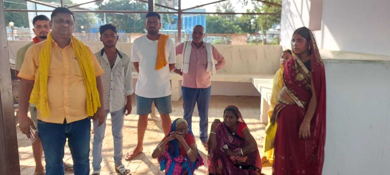 440 बोल्ट विद्युत प्रवाहित तार की चपेट में आने से अधेड़ की मौत