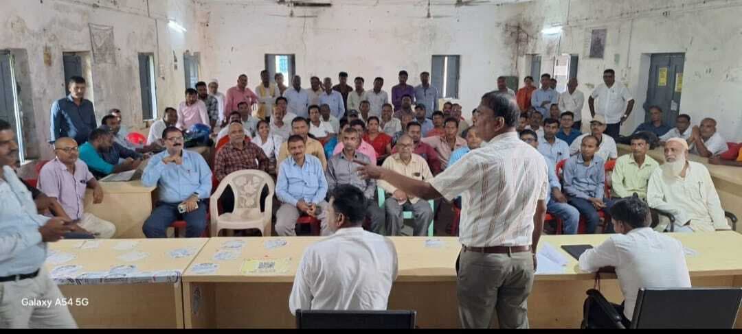 मतदान तैयारी को अंतिम रूप देने के लिए दिया गया निर्देश