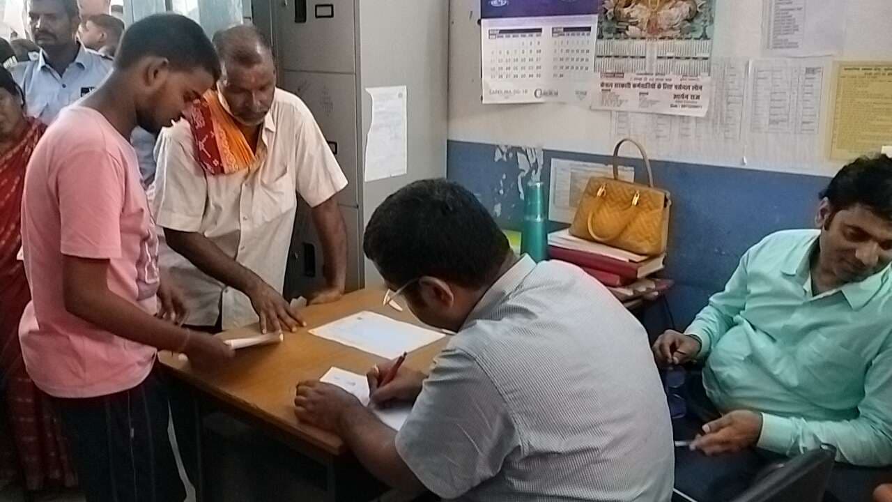 सीएचसी सूर्यगढ़ा में लगा शिविर, 23 दिव्यांगों ने करायी जांच