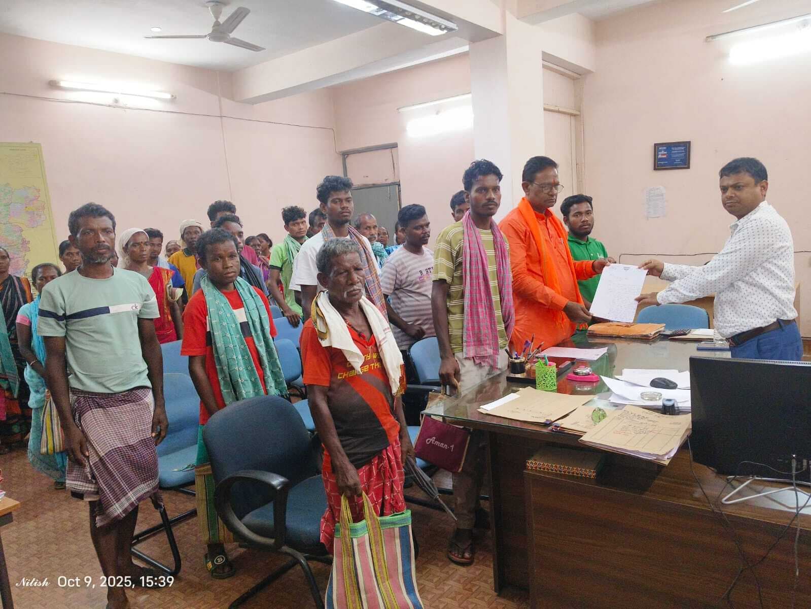 राशन कार्डधारियों की अनाज नहीं मिलने की शिकायत