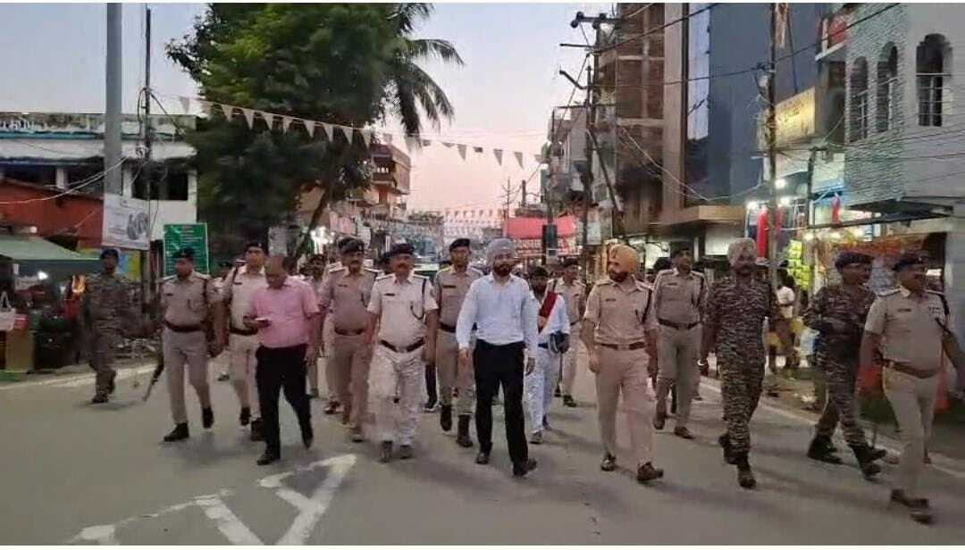 अफवाहों पर नहीं दें ध्यान - डीएम