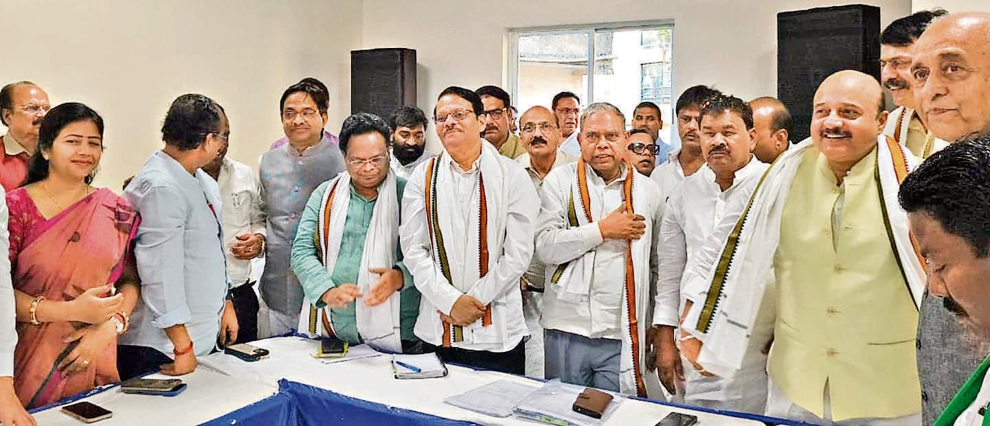 Political news : संगठन की लक्ष्मण रेखा पार न करें अनुशासनहीनता बर्दाश्त नहीं होगी : के राजू