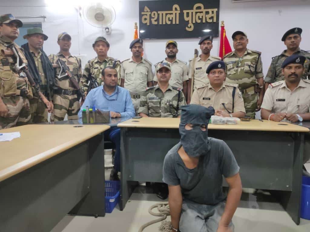 hajipur news. 60 लाख के स्मैक के साथ आरोपित गिरफ्तार